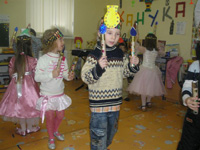 Brest Synagogue with Children Studying, 2004