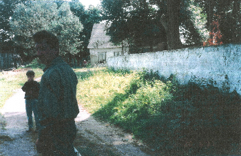 The road to the river at the Ghetto site